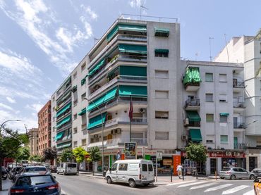 Appartamento con balcone in vendita a Calle Calle Antonio Maura
