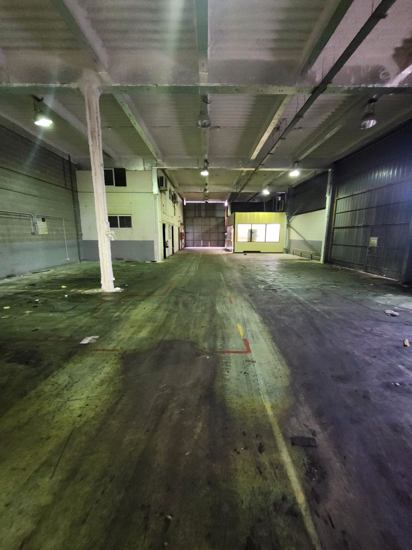 Nau industrial de lloguer en Molins de Rei