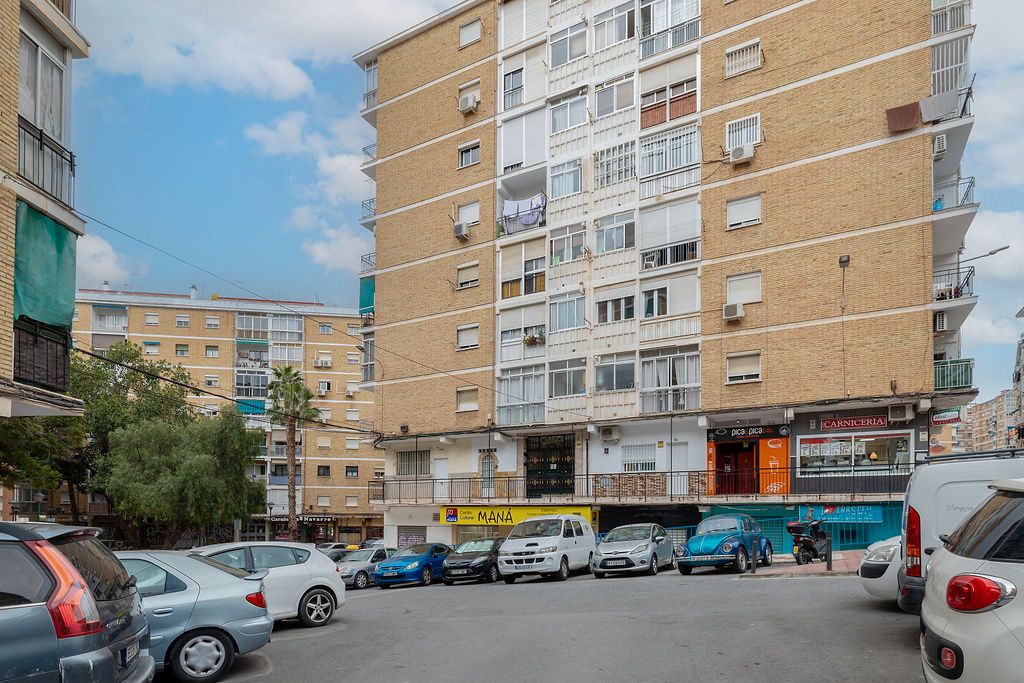 Vista exterior de Local en venta en Málaga Capital