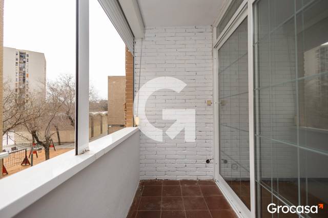 Piso en Venta en Montbau