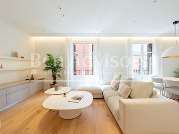 Piso con balcón en venta en Ciutat Vella