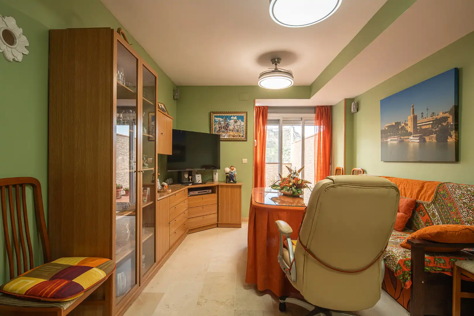 Sala de estar de Piso en venta en Güéjar Sierra con Calefacción, Terraza y Trastero