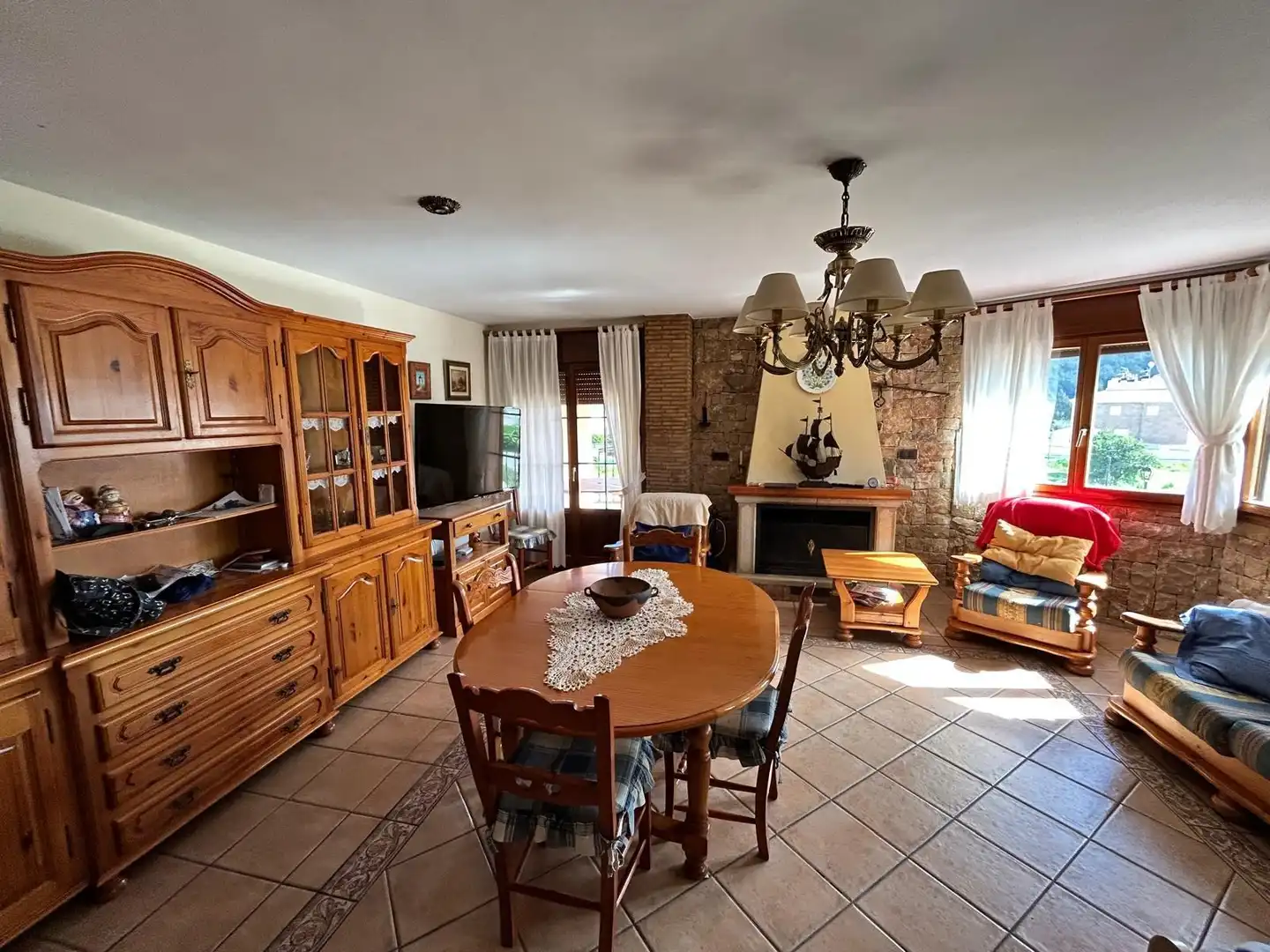 Sala d'estar de Casa o xalet en venda en Alfauir amb Calefacció, Jardí privat i Parquet