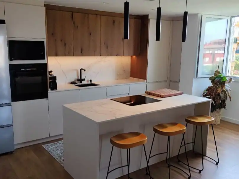Kitchen of Flat for sale in Llevant