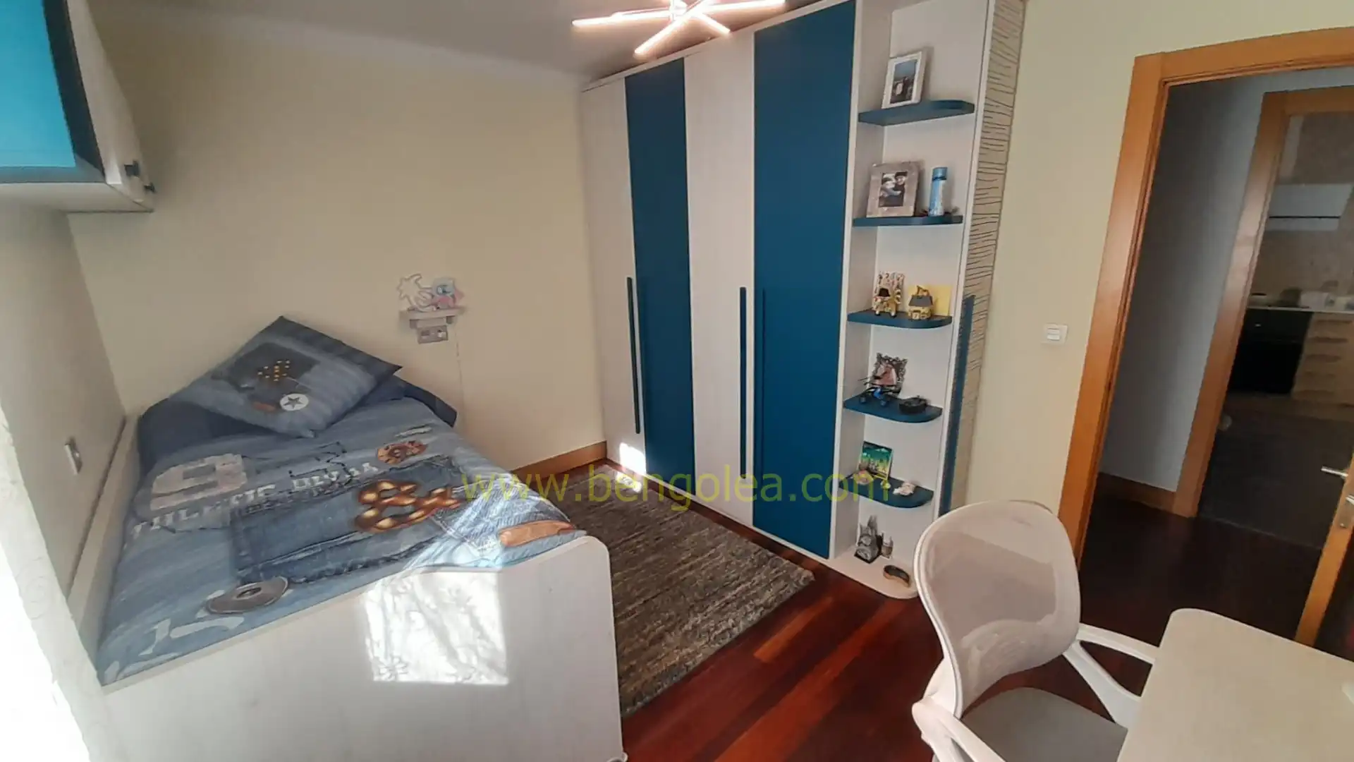 Schlafzimmer von Wohnung zum Verkauf in Barakaldo  mit Heizung, Terrasse und Möbliert