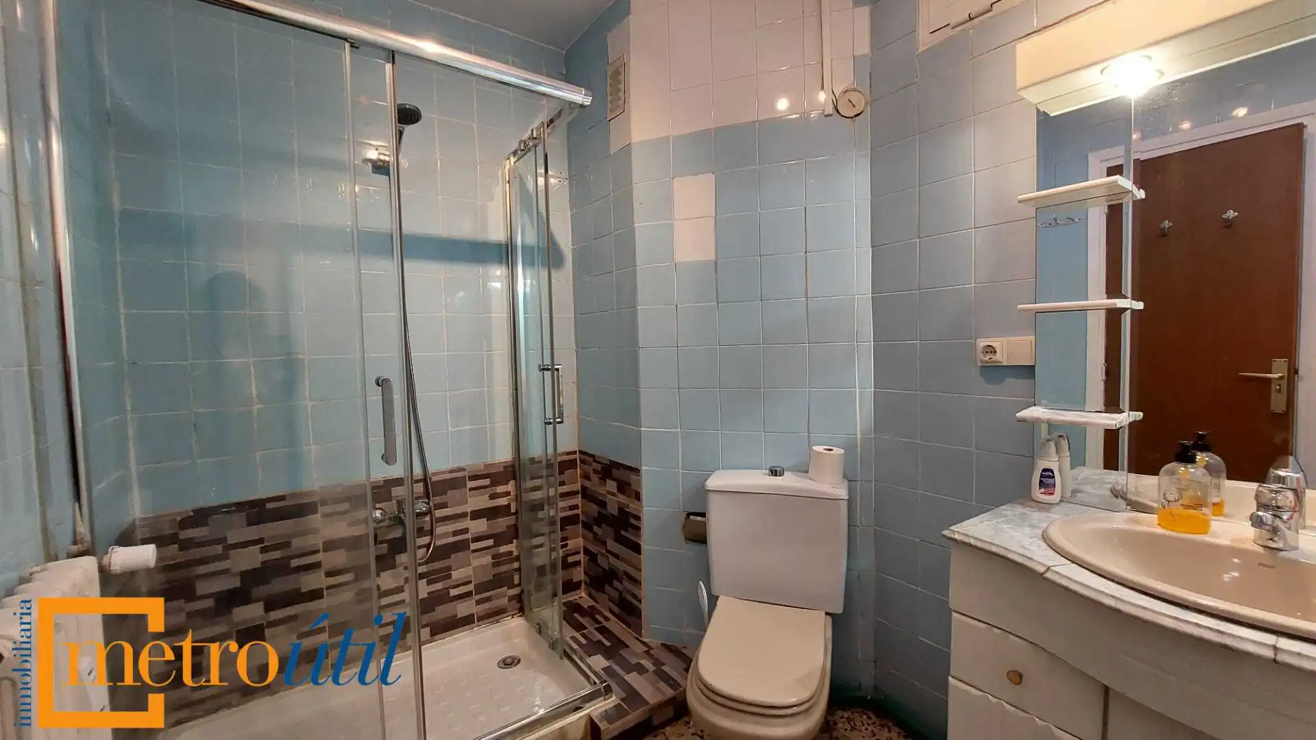 Bathroom of Flat for rent in Salamanca  with Heating, Furnished and Balcony