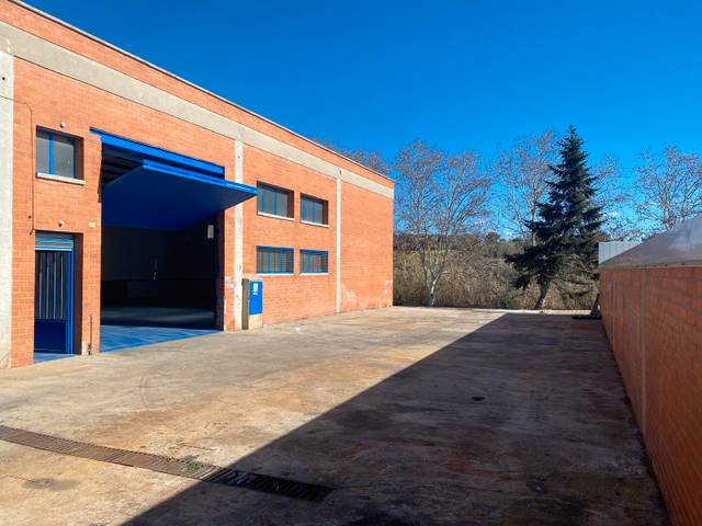 Nave industrial en Alquiler en Sentmenat