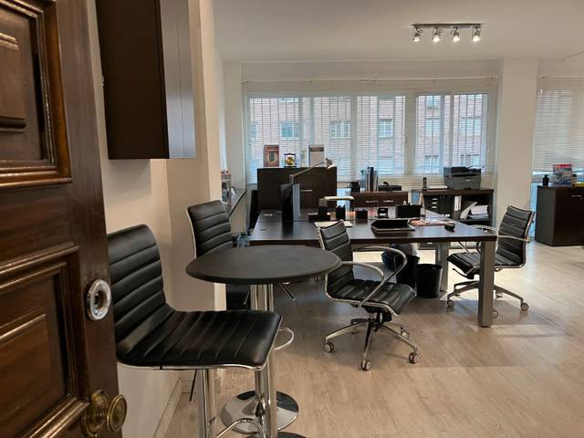 Oficina en Alquiler en Plaça del Doctor Ignasi Barraquer, 7 en Barri de les Corts