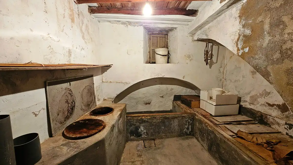 Cuina de Casa o xalet en venda en Cortegana amb Terrassa i Traster