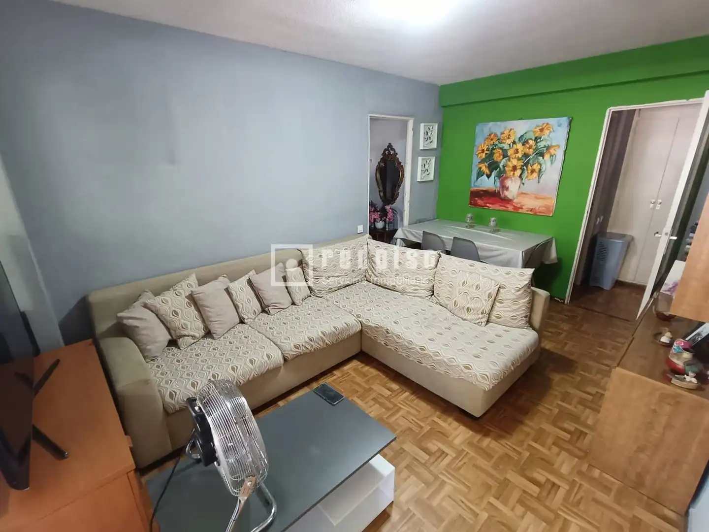 Sala d'estar de Pis en venda en Madrid amb Calefacció, Terrassa i Moblat