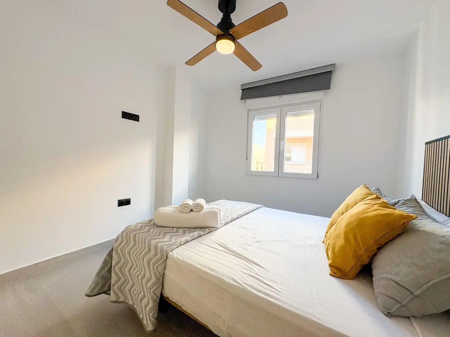 Schlafzimmer von Wohnung zum Verkauf in Torrevieja mit Klimaanlage, Heizung und Terrasse