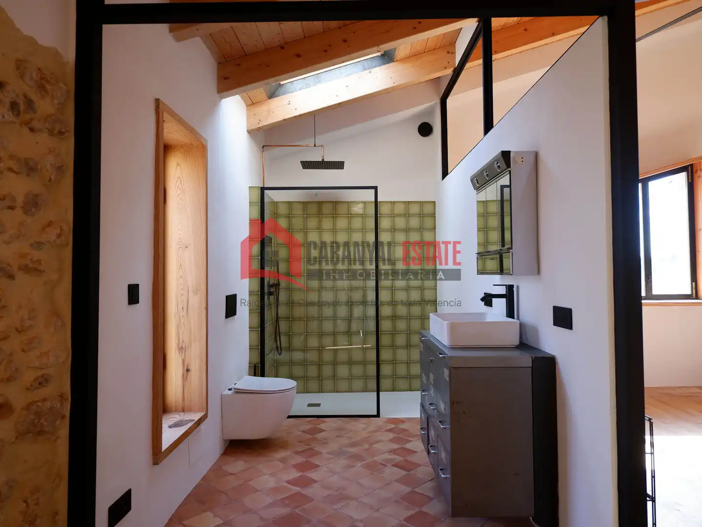 Bathroom of Houses for sale in Valencia  with Air Conditioner and Heating
