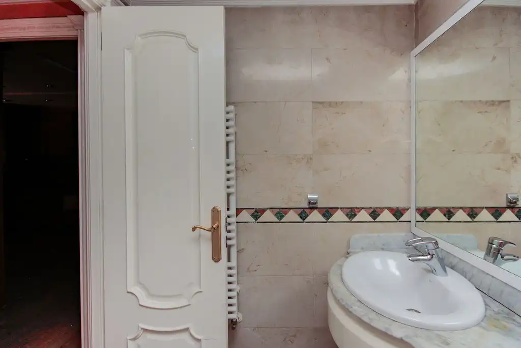 Bany de Pis en venda en Badalona