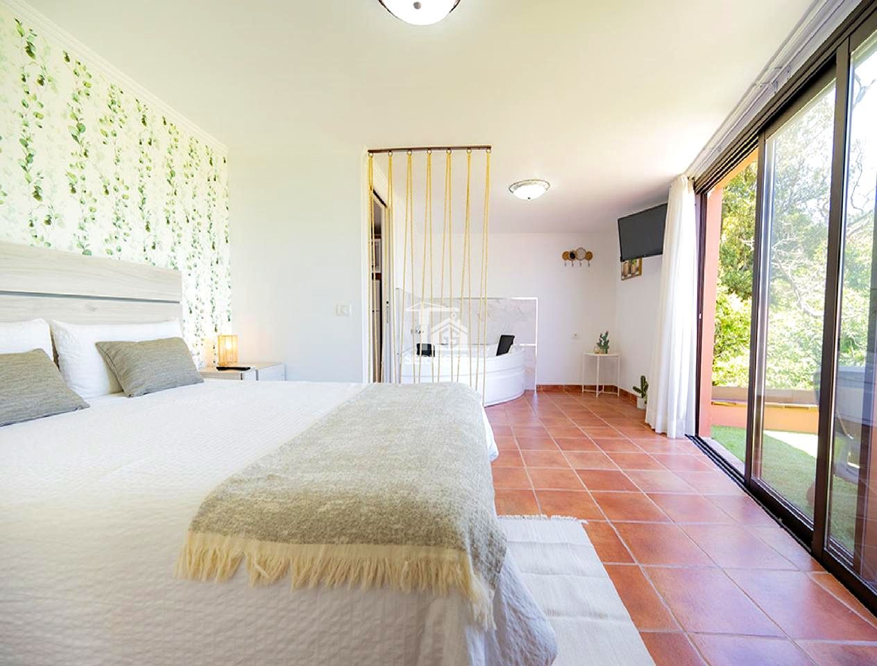 Bedroom of House or chalet for sale in Tacoronte  with Air Conditioner, Private garden and Terrace