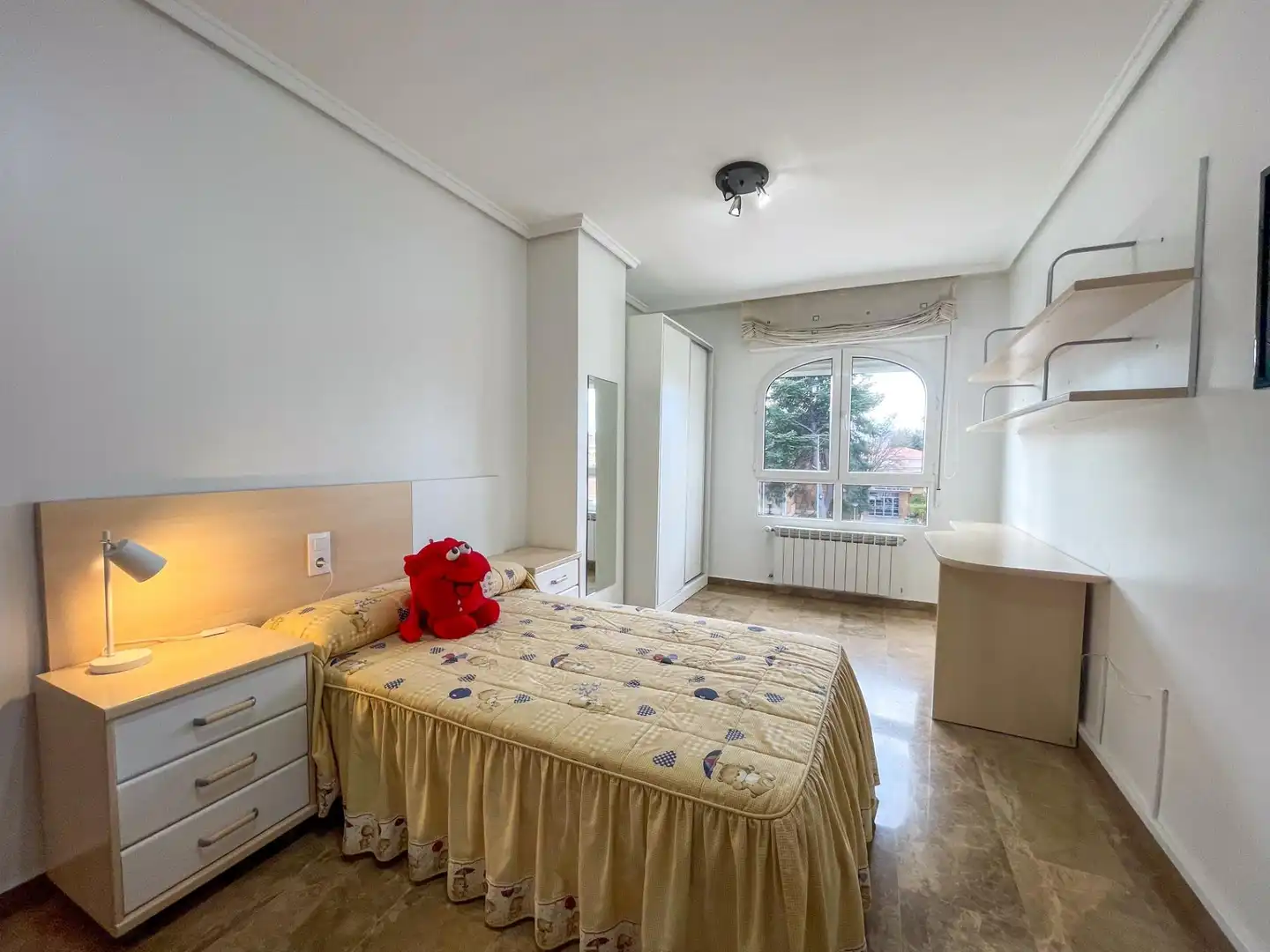 Flat for rent in Plaza JUAN GRANDIA, Requena