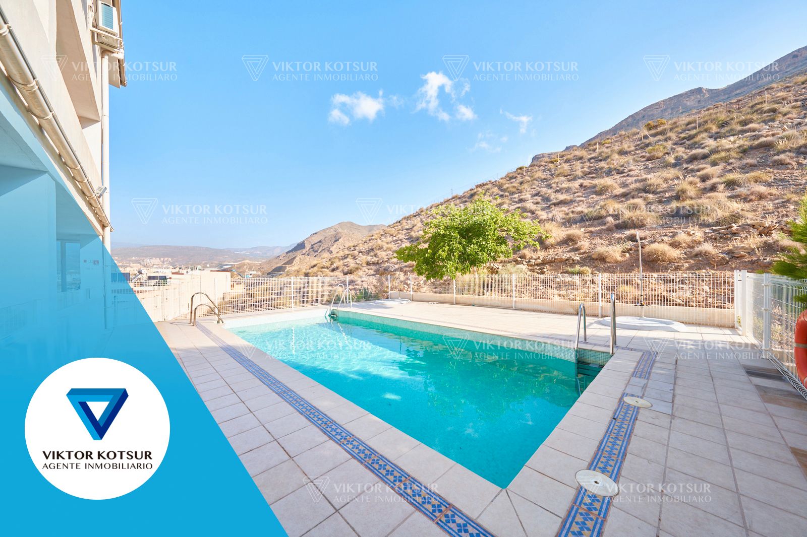 Swimming pool of Flat for sale in Roquetas de Mar  with Air Conditioner, Terrace and Furnished