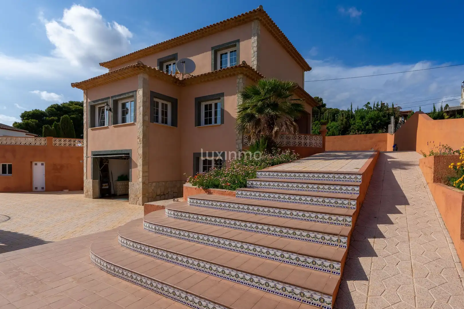 Villa avec piscine à vendre à Carrió - La Merced - Los Pinos