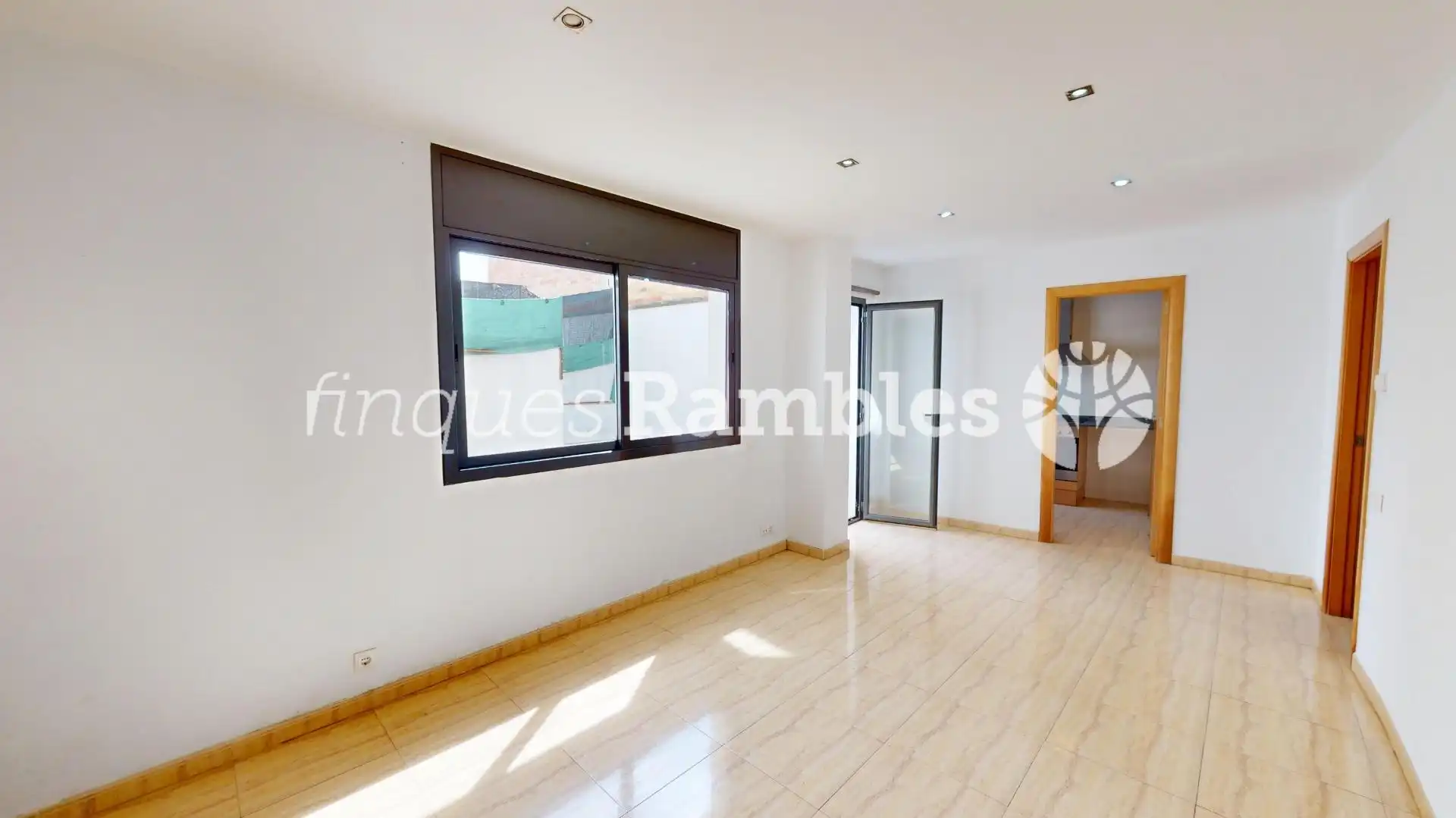 Planta baja en venta en La Torre de Claramunt con Calefacción y Terraza