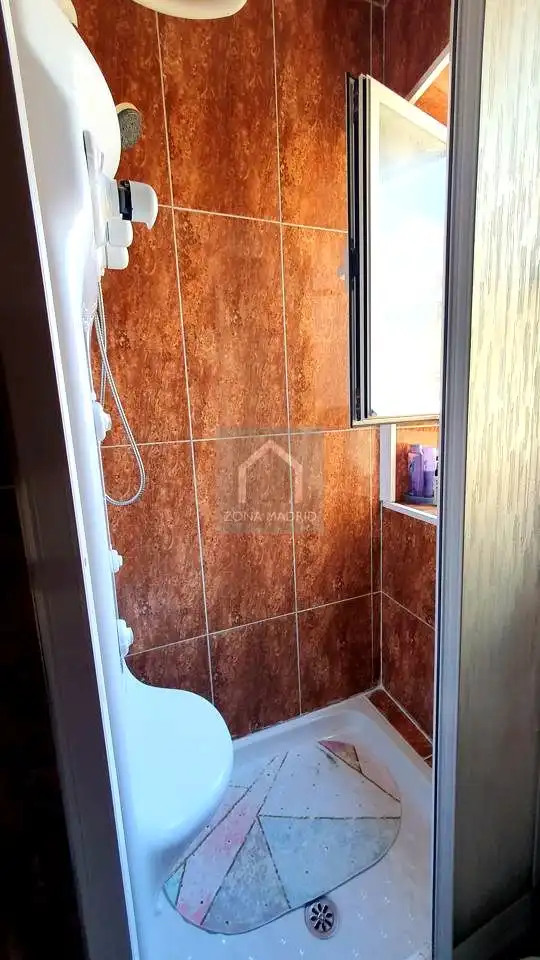Baño de Piso en venta en Madrid con Calefacción