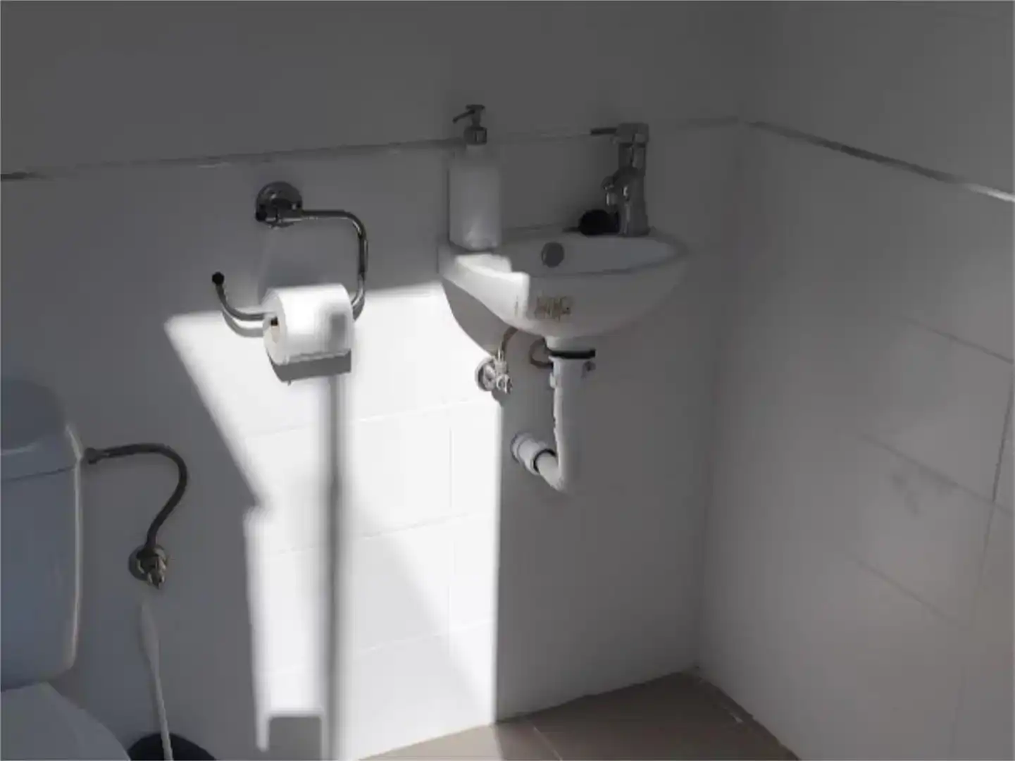Baño de Piso en venta en La Algaba con Jardín privado
