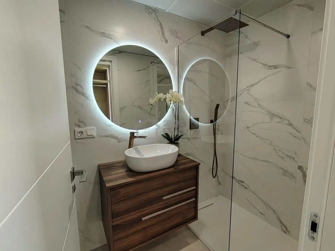 Badezimmer von Dachboden zum Verkauf in Villajoyosa / La Vila Joiosa mit Klimaanlage, Terrasse und Balkon