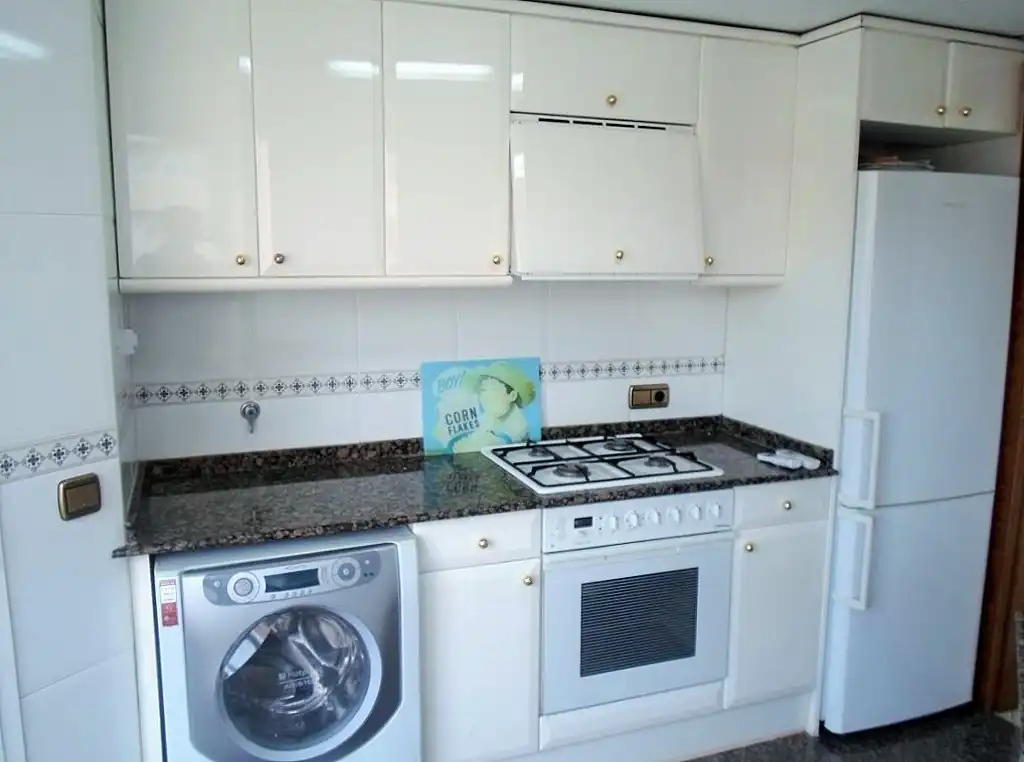 Cocina de Piso de alquiler en Valencia con Aire acondicionado, Calefacción y Amueblado