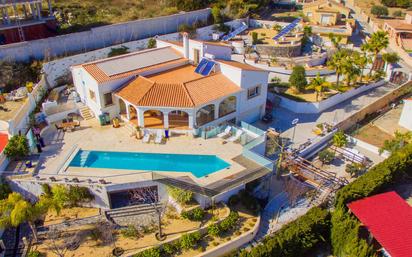 Vista exterior de Casa o xalet en venda en Calpe / Calp amb Aire condicionat, Terrassa i Traster