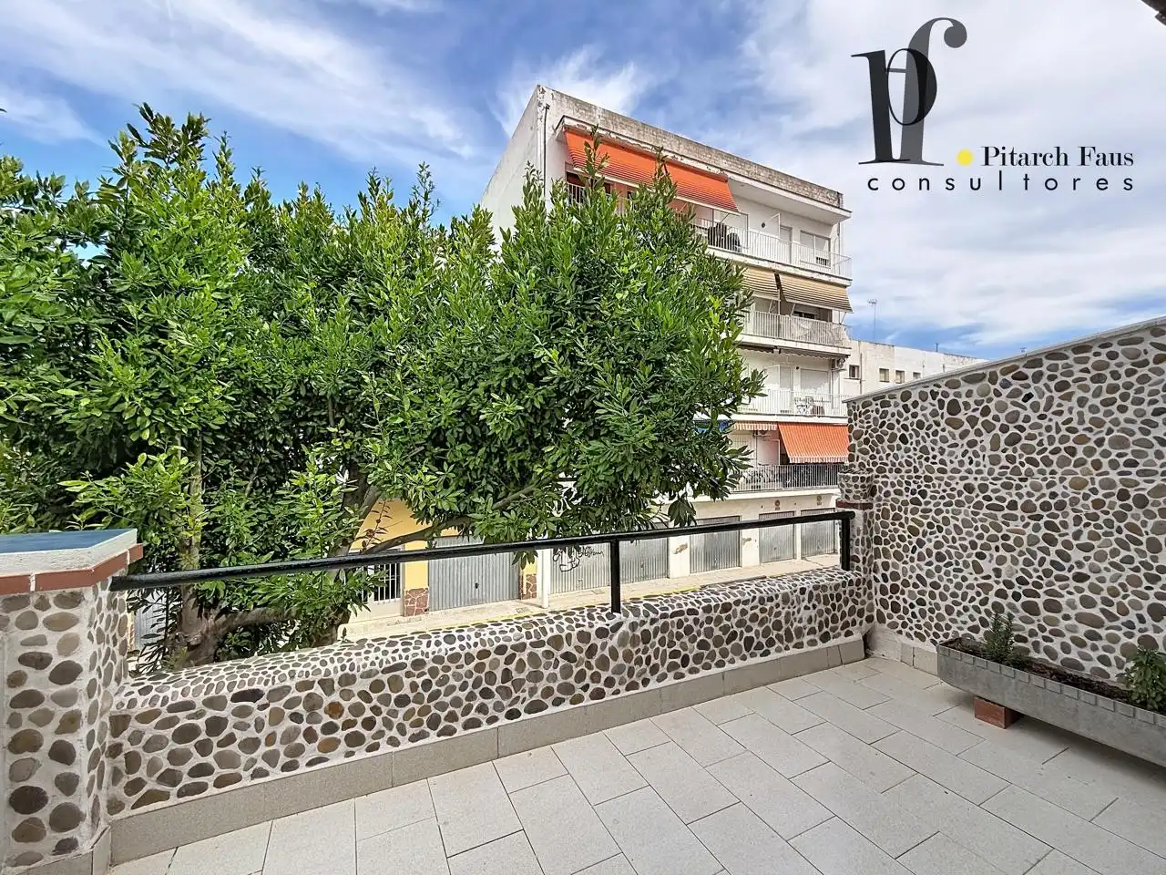 Terrassa de Casa o xalet en venda en Moncofa amb Jardí privat, Terrassa i Traster