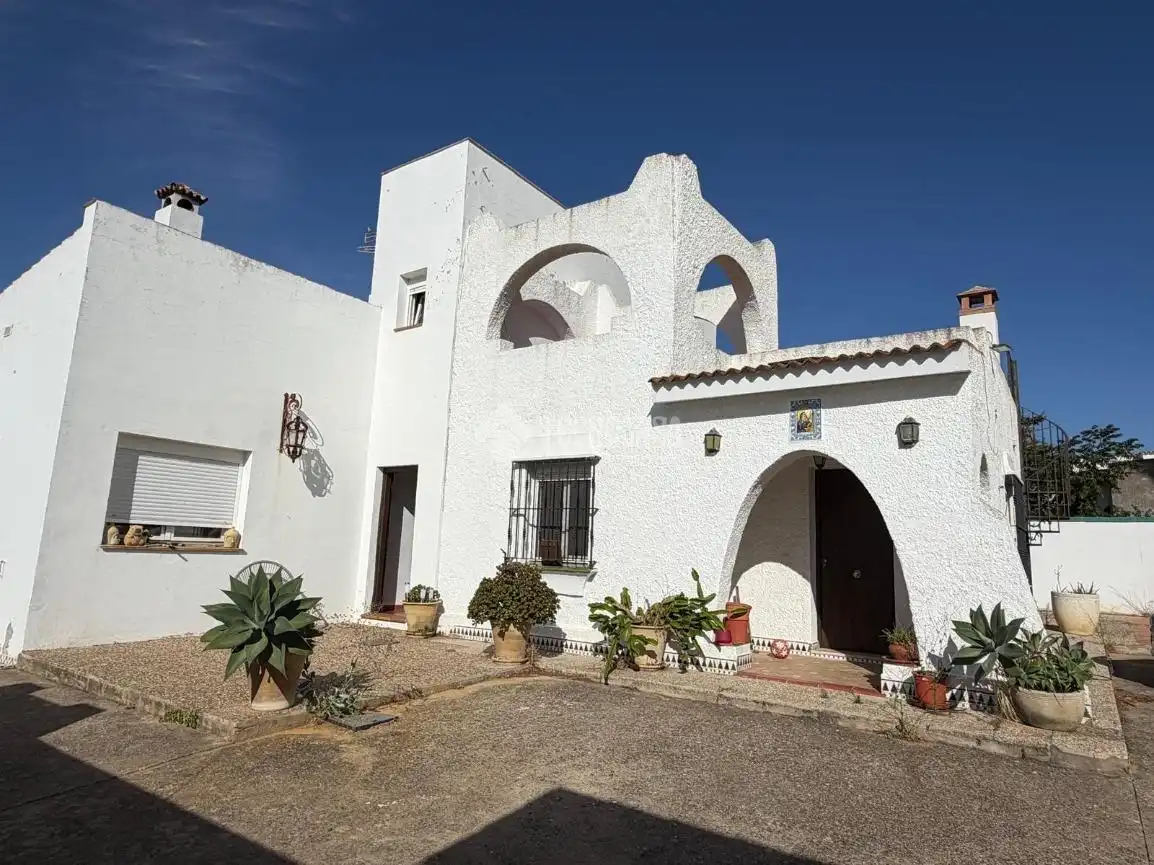 Vista exterior de Finca rústica en venta en Chiclana de la Frontera