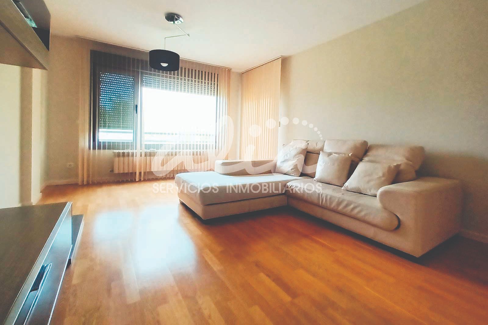 Living room of Flat to rent in Pinto  with Air Conditioner, Heating and Parquet flooring