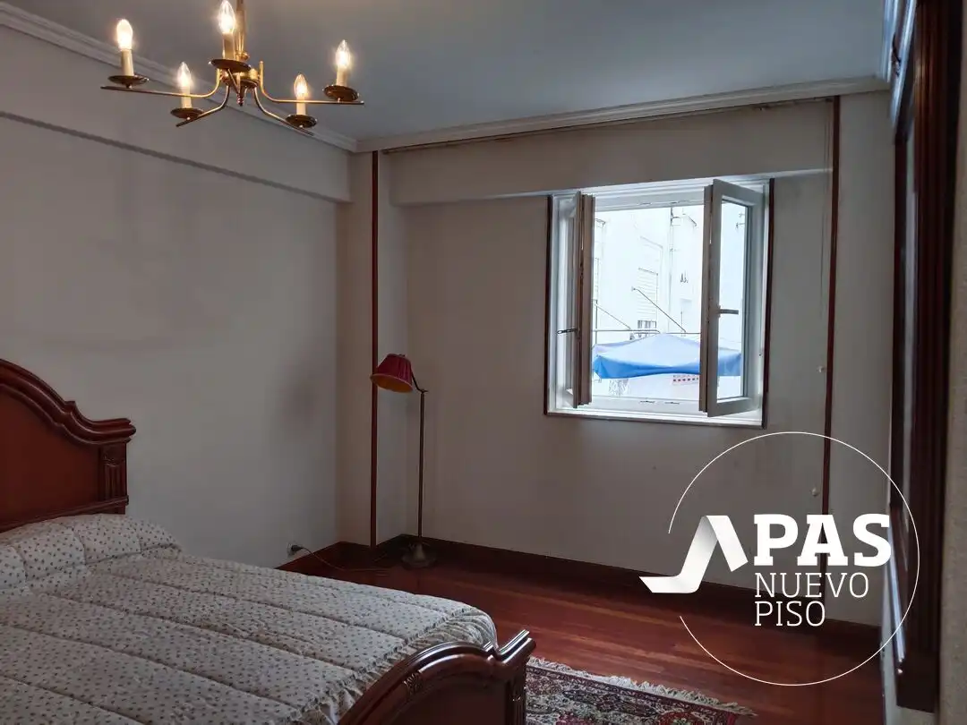 Bedroom of Flat for rent in Santander