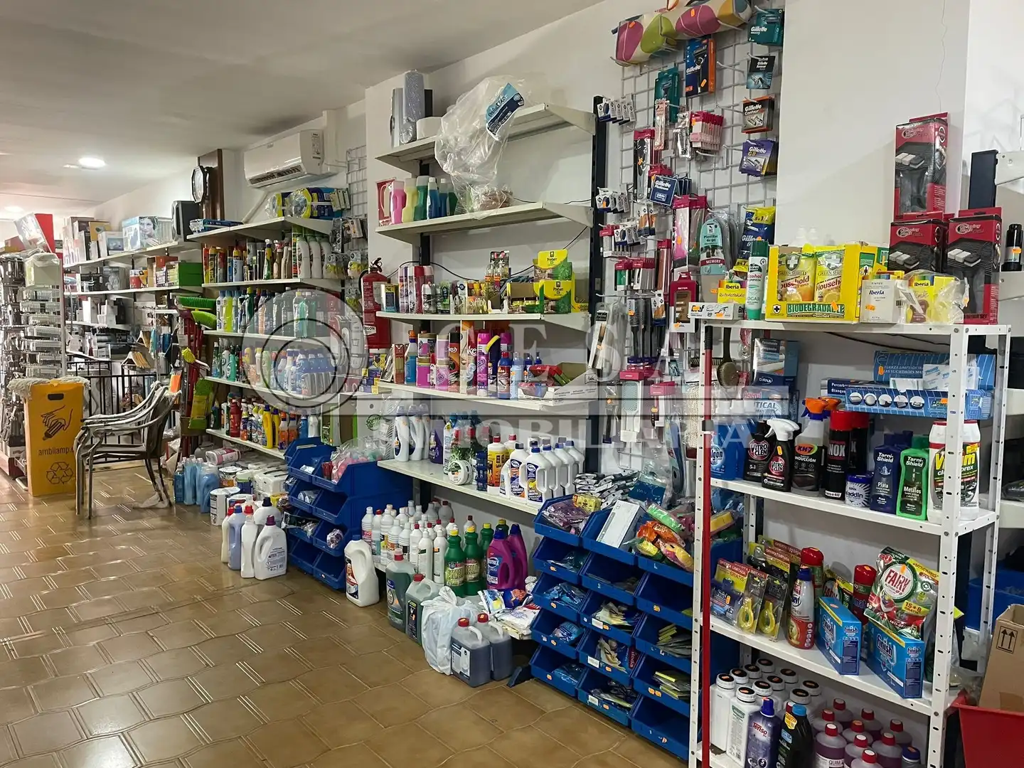 Local de alquiler en Torrox