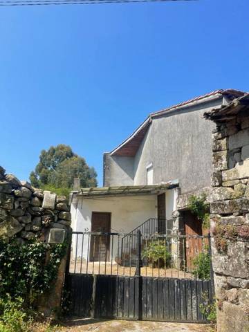 Casa-chalet en Venta en Sarreaus