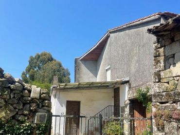 House for sale in Sarreaus