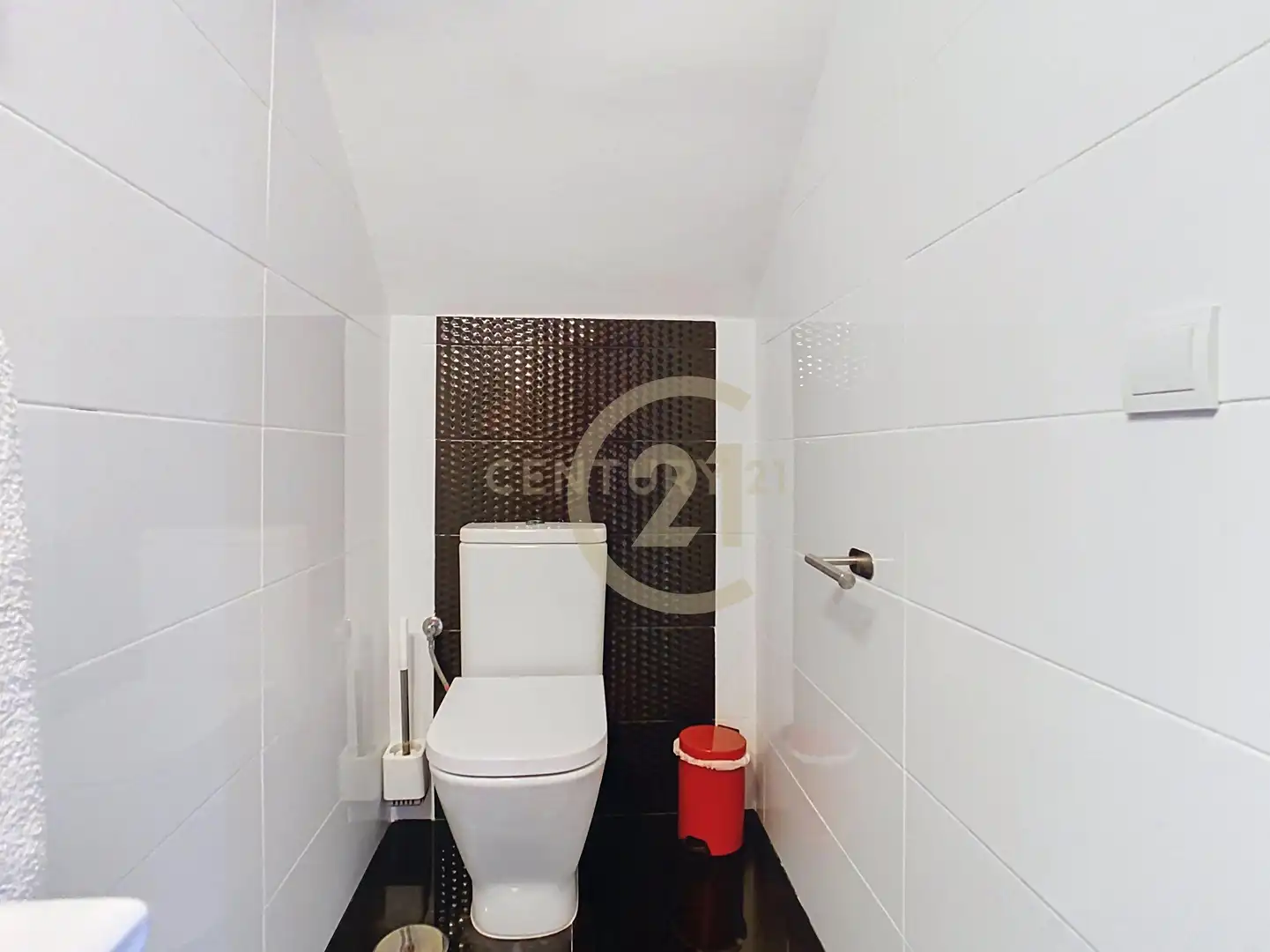 Baño de Apartamento en venta en Álora con Aire acondicionado, Alarma y Piscina comunitaria