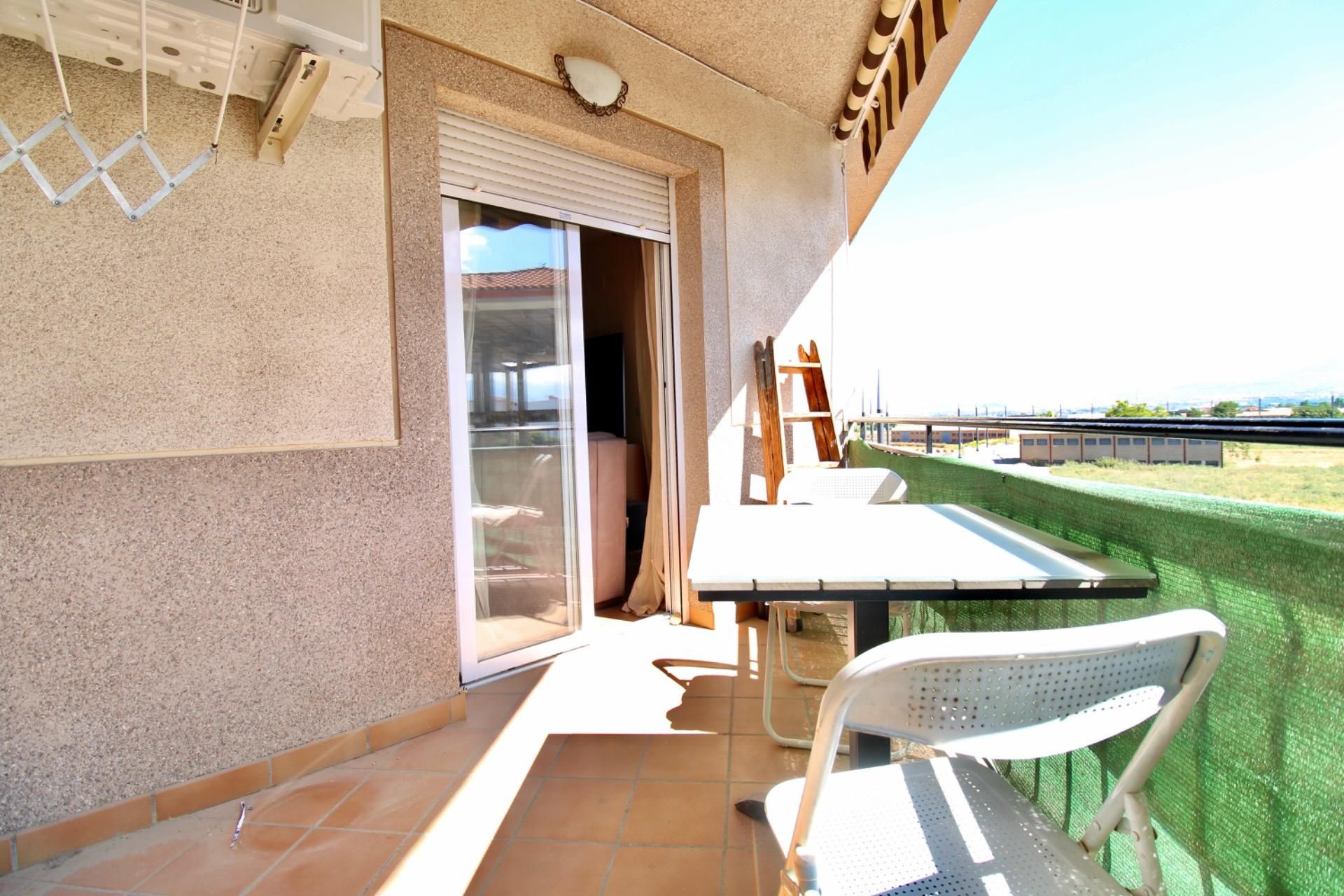 Flat for sale in Calle ISLAS MADEIRA, Residencial Triana - Barrio Alto