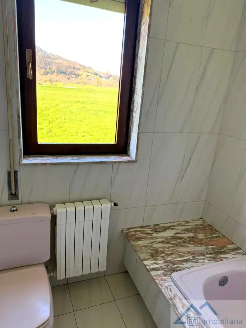 Bany de Casa o xalet en venda en Santa María de Cayón amb Traster