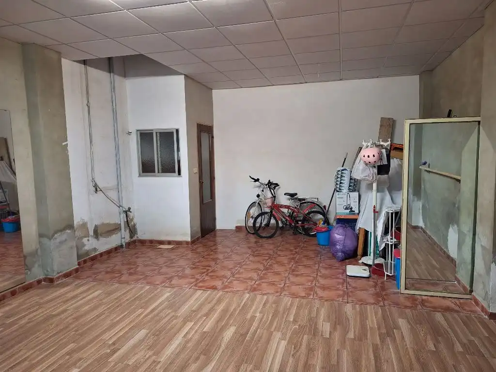 Local comercial en venta en Casc Urbà, imagen 6
