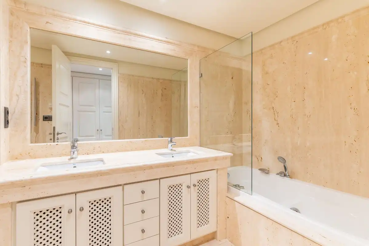 Appartamento con ascensore in vendita a Estepona Pueblo, imagen 7