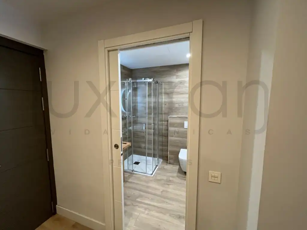 Bany de Apartament en venda en Naut Aran