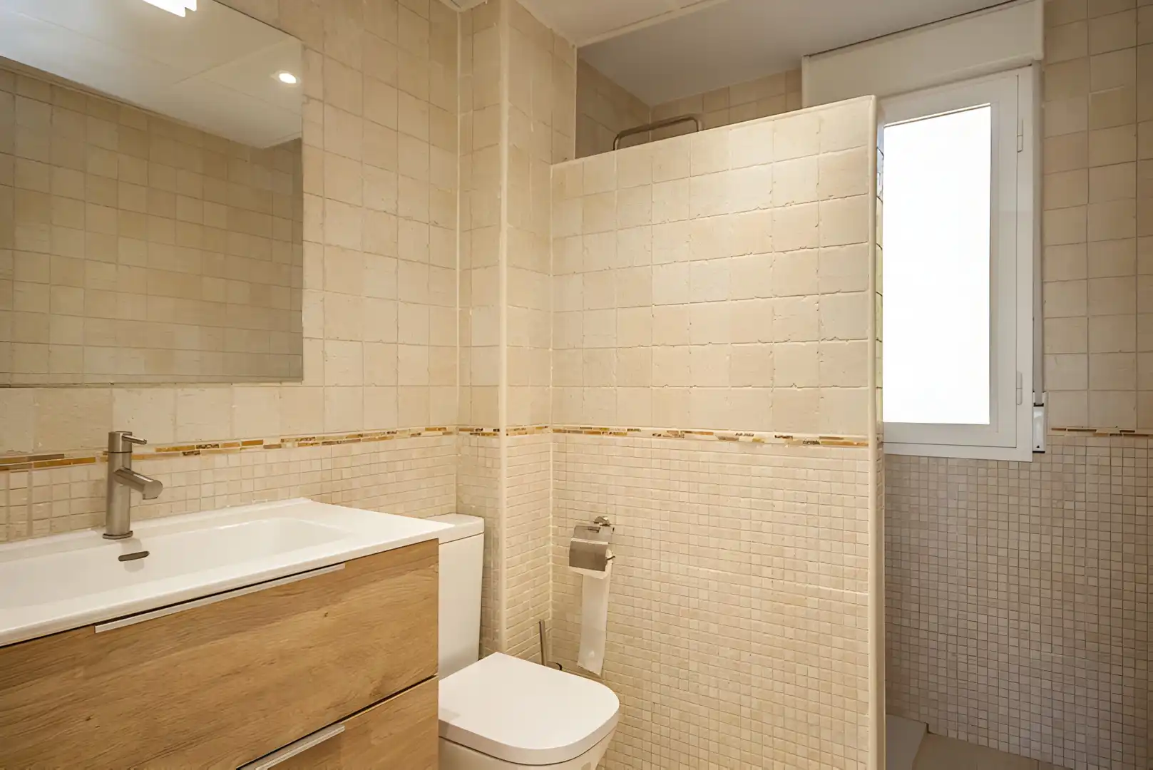 Baño de Apartamento en venta en Marbella con Aire acondicionado, Terraza y Piscina