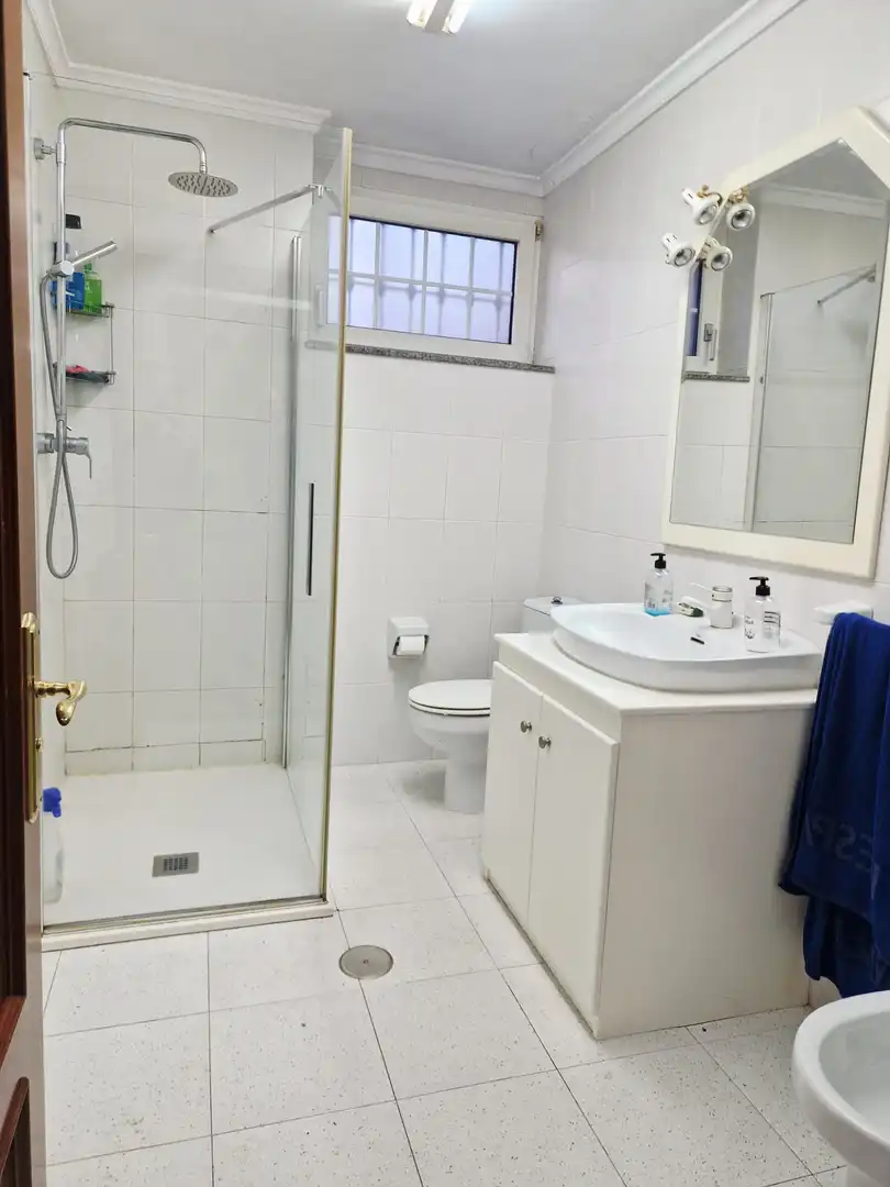 Baño de Casa o chalet en venta en Castrillón con Calefacción, Terraza y Trastero