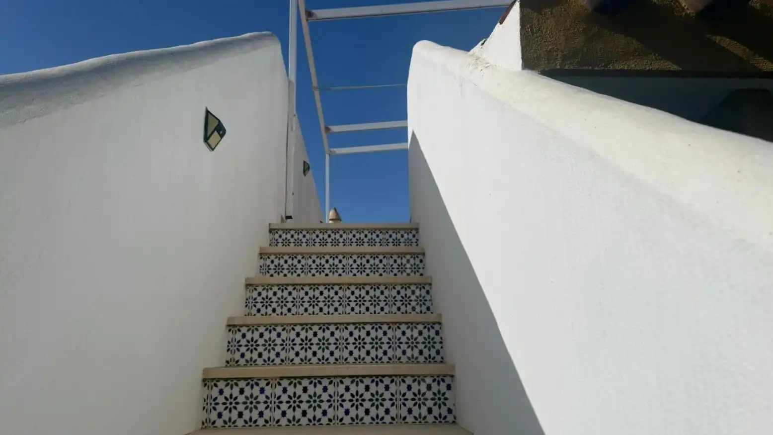 Vista exterior de Casa o xalet en venda en Pilar de la Horadada amb Aire condicionat, Terrassa i Traster