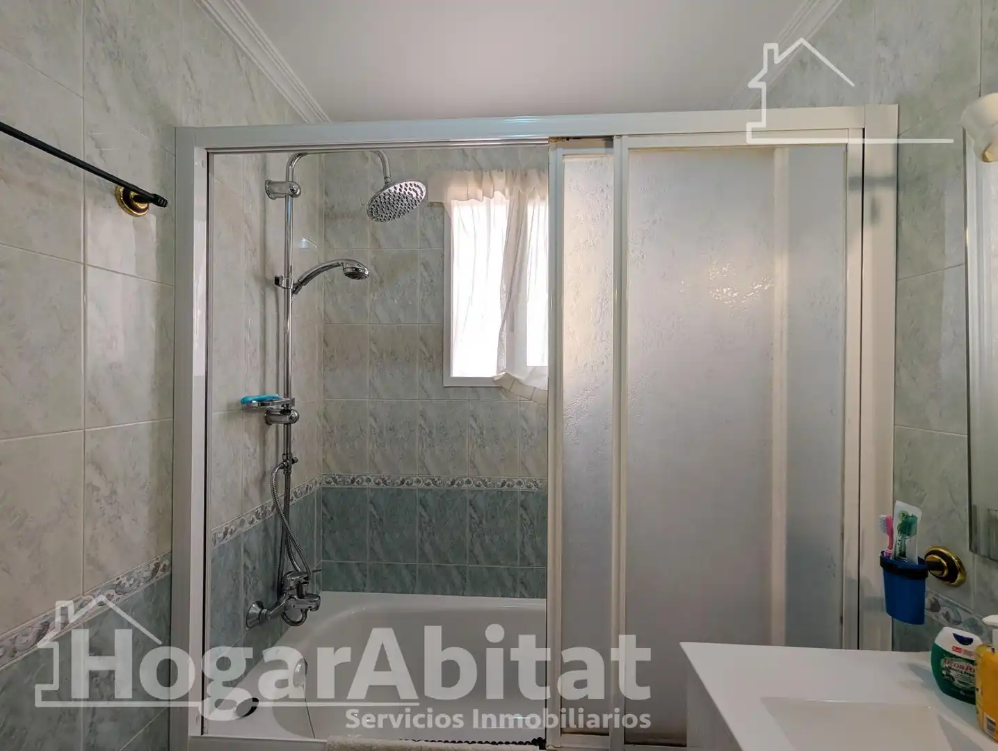Bathroom of Flat for sale in Santa Pola  with Air Conditioner, Heating and Terrace