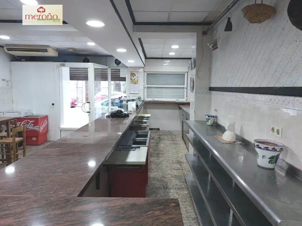 Cuina de Local en venda en Elche / Elx amb Aire condicionat i Moblat