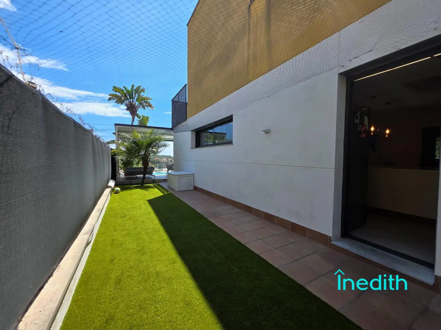 Jardín de Casa o chalet en venta en Cubelles con Aire acondicionado, Calefacción y Jardín privado