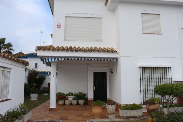 Garden of House or chalet to rent in Chiclana de la Frontera  with Air Conditioner and Private garden