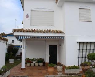 Garden of House or chalet to rent in Chiclana de la Frontera  with Air Conditioner and Private garden