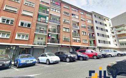 Exterior view of Flat for sale in Santurtzi   with Balcony