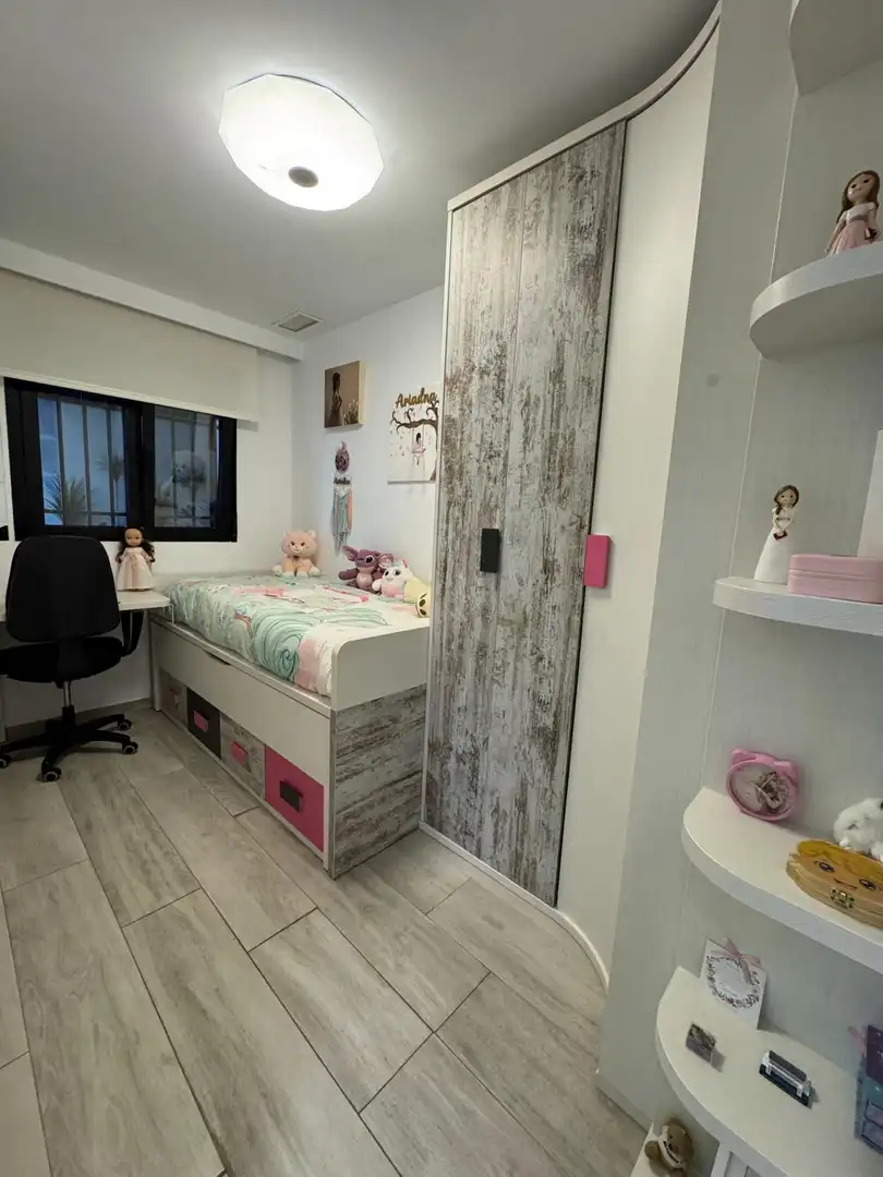 Bedroom of Flat for sale in Elche / Elx  with Terrace and Community pool
